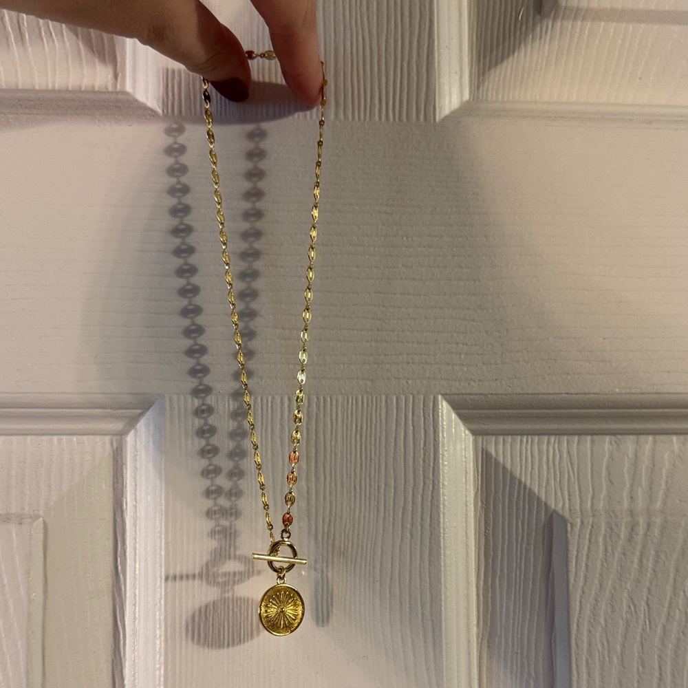 Gold Toggle Pendant Necklace - Women's Jewelry